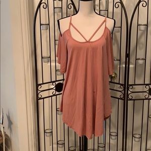 Coral knit top with string neck details